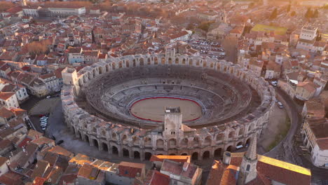 Herumfliegen-Arles-Arena-Romanisches-Amphitheater-Frankreich-Sonnenaufgang-Antike